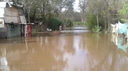 Por las lluvias, lanzan alerta de crecidas