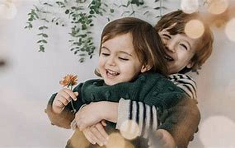 El hermano menor es el más simpático y divertido. (msn.com).jpg