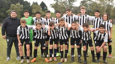 TRIUNFO. La 2008 del Monarca arrancó la temporada con el pie derecho..
