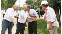 MANO. Ducoté recorrió la primera parte de las obras..