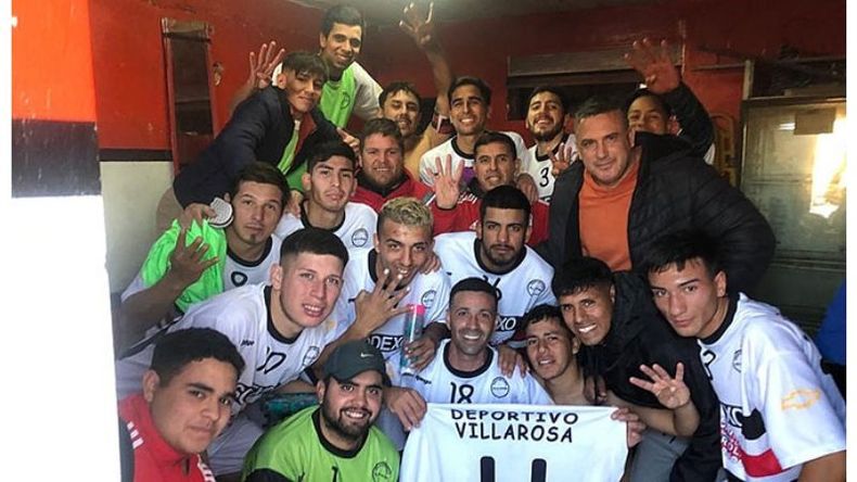 Villa Rosa festeja el triunfo..