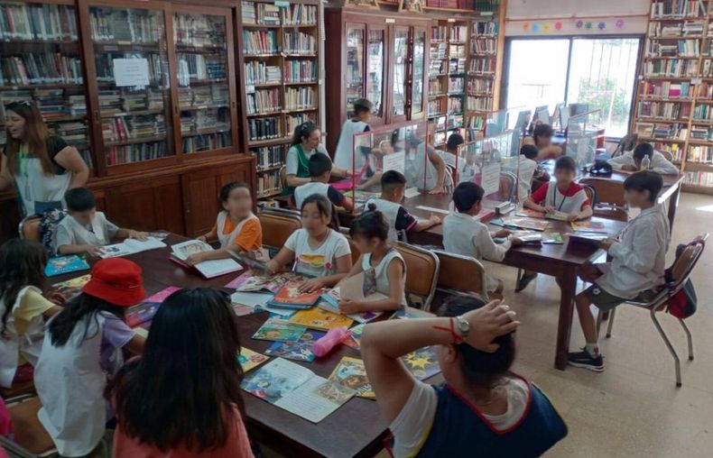 ENTRE LIBROS La Biblioteca Mitre est abierta todos los das de 9 a 16