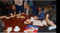 Empresarios, comerciantes y funcionarios, en el encuentro de ayer..