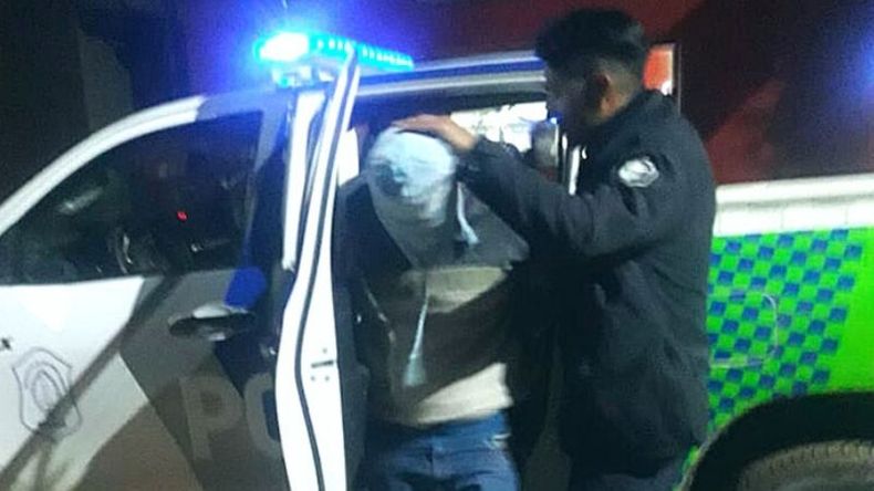 27 años la edad del agresor. Fue detenido en Astolfi. .