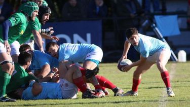 APOYO. Felipe Stempler, de San Patricio, marcó uno de los tries en Monte Grande..