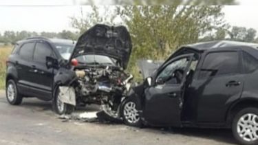 El accidente fatal en la Ruta 25 dejó como saldo un hombre fallecido y los tres integrantes de su familia, heridos de gravedad.&nbsp;