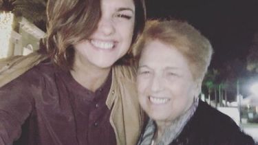 Araceli y Rosa, su mamá..