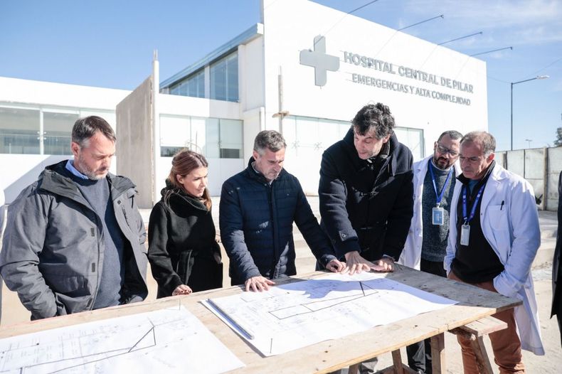 Ach&aacute;val destac&oacute; la inversi&oacute;n en las obras del Hospital Central de Pilar.