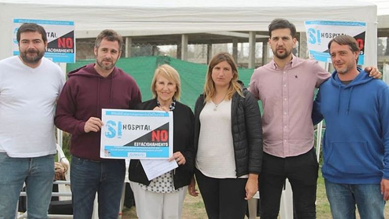 RECHAZO OPOSITOR. Rodríguez, Achával, Ortega Sanz, González, Roldán y Laurent, juntos por el hospital..