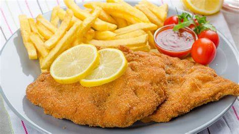 Las clásicas papas fritas con milanesa. (pinterest.es)..jpg