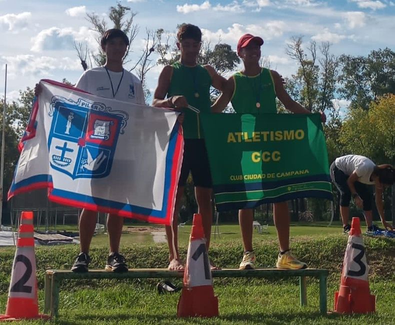 Hamasaki fue plata en 100 metros y salto en largo Sub 20.