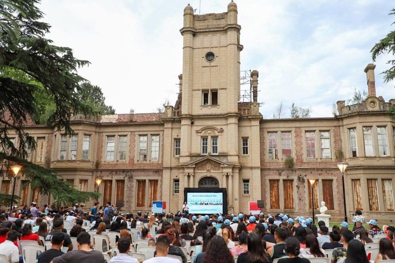 Universidad Nacional de Pilar: el camino de los sueños