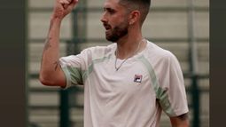 LORENZO, FIRME. El pilarense resolvió con comodidad el partido de octavos.