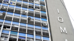 Los profesionales prestadores de IOMA realizarán una nueva medida de fuerza por 24 horas por el incumplimiento de los pagos Los profesionales prestadores de IOMA realizarán una nueva medida de fuerza por 24 horas por el incumplimiento de los pagos