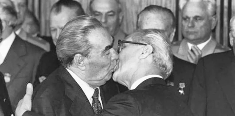 Besos memorables. Foto. CLAIMA20160115_0381.webp
