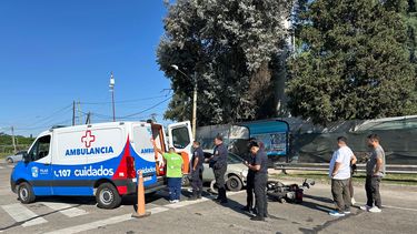Un auto y una moto estuvieron involucrados en el choque
