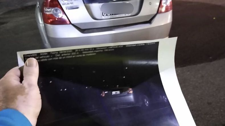 Se detectó por radar a un conductor excediendo la velocidad en Panamericana. Nuestros agentes lo detuvieron y labraron la correspondiente infracción. Seguridad Vial / @InfoSegVial..