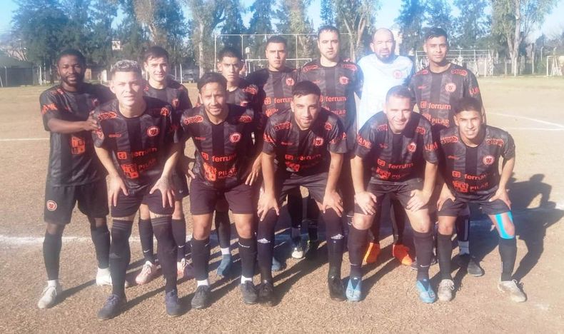 El primer equipo de Zelaya que logr&oacute; un triunfazo en Derqui ante Monterrey.