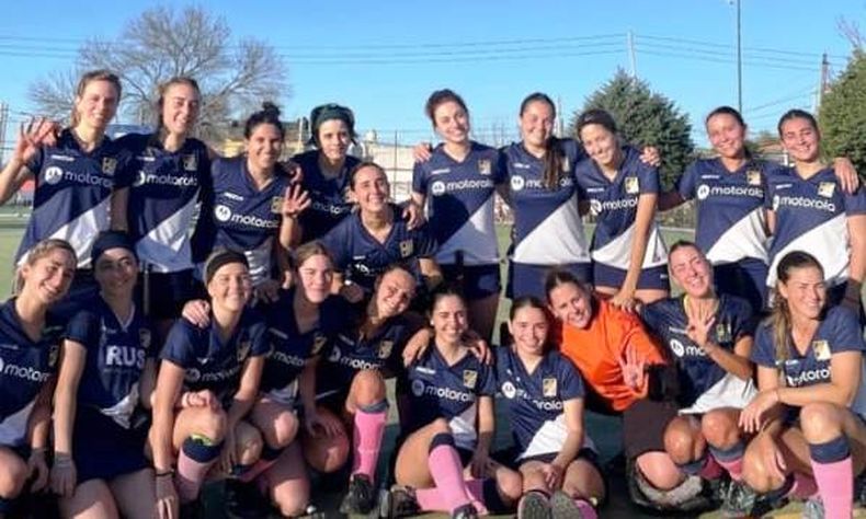 GOLEADA. Las jugadoras de Champagnat C ganaron un partido clave por el descenso.