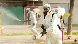 DESINFECCIÓN. Operativo en el barrio Peruzzotti..