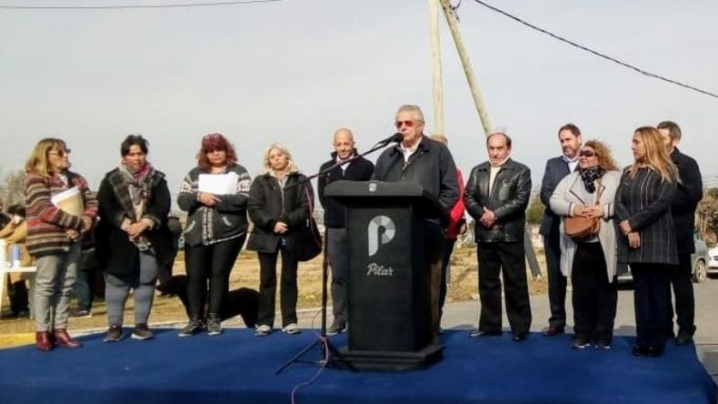 En una de sus últimas apariciones públicas, durante un aniversario de la localidad..