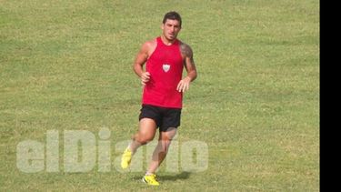 Lionel Fonzalida, que marcó ante Sacachispas, ayer metió 3 en la práctica..