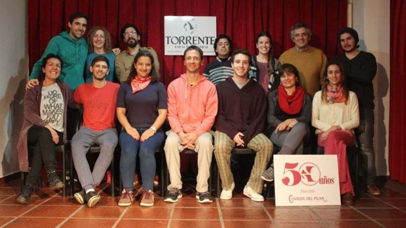 HOY. Elenco actual, dirigido por Martín Simeoni..