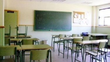 este martes, asueto escolar por el tratado del pilar