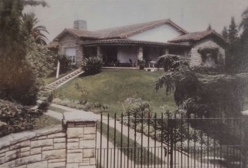 ESTILO MARPLATENSE. El chalet de Martínez fue construido entre 1955 y 1957.