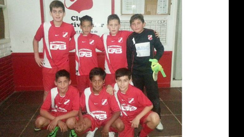 La 2003 del Rojo perdió 4-0 de visitante..