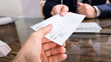 Hasta 30% de impuesto al cheque podrá computarse como pago a cuenta de aportes patronales de mi pymes.