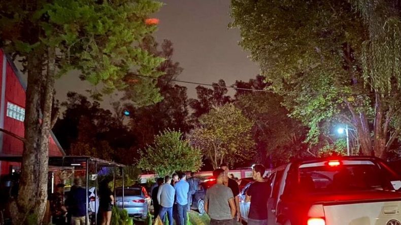 Desconcentración de los asistentes a la fiesta, luego de la clausura..