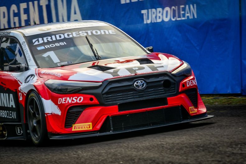 Matías Rossi está líder del campeonato junto a Emiliano Stang.