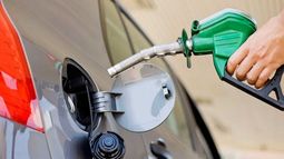 PELEA. Las petroleras anunciaron que podrían ir a la Justicia contra la medida..