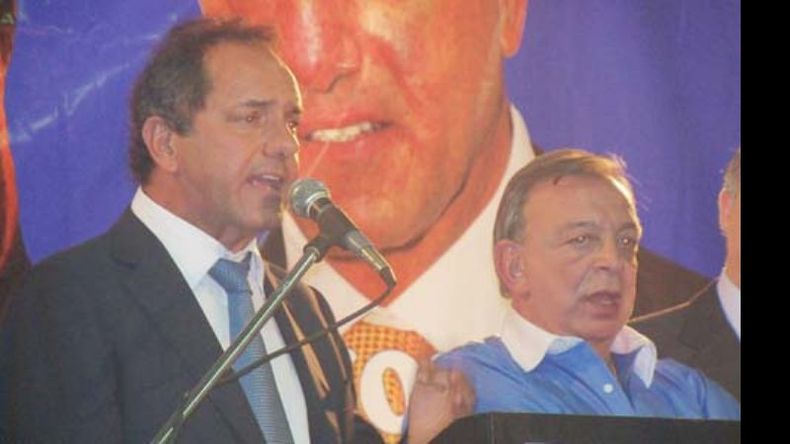 Tras el anuncio del pago del aguinaldo en cuotas, se viene una semana de reclamos a Scioli..