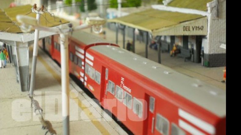 Maqueta de la estación de Del Viso creada por Chiche Vimercati. Se exhibe en la Casa de la Cultura..