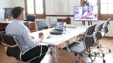 REUNIÓN. Achával participó de la charla remota con el gobernador. Hablaron de vacunas..