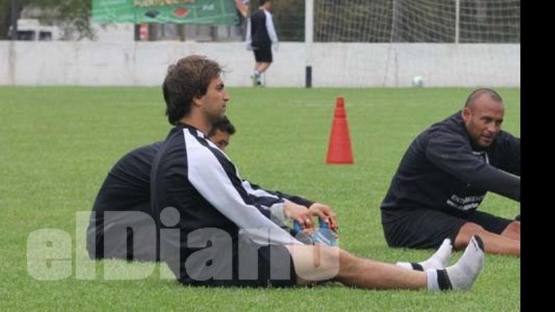 Mittelman atajó en 43 partidos entre la C y la D; aún no debutó en la B..