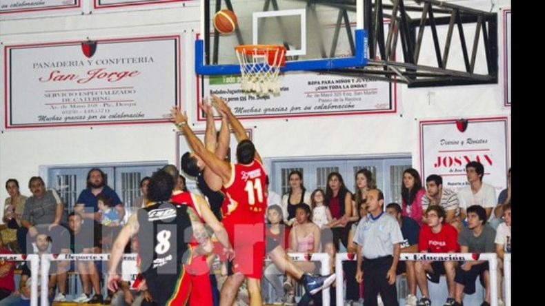 Derqui-Monterrey y Belgrano buscan llegar a lo más alto de Buenos Aires..