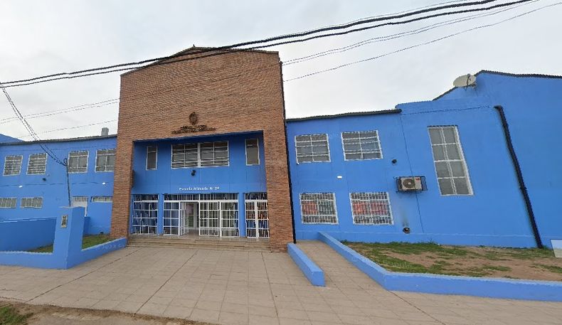 EN DERQUI. La Primaria 20 de Monterrey tendrá doble jornada.