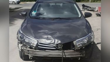 choque frontal entre un auto y una moto en la ruta 8