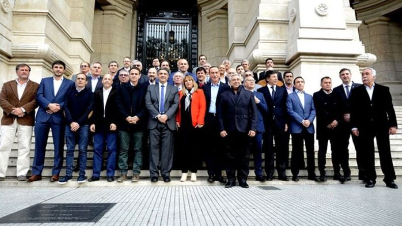 SIN GRIETA. Intendentes de todos los partidos, en tribunales..