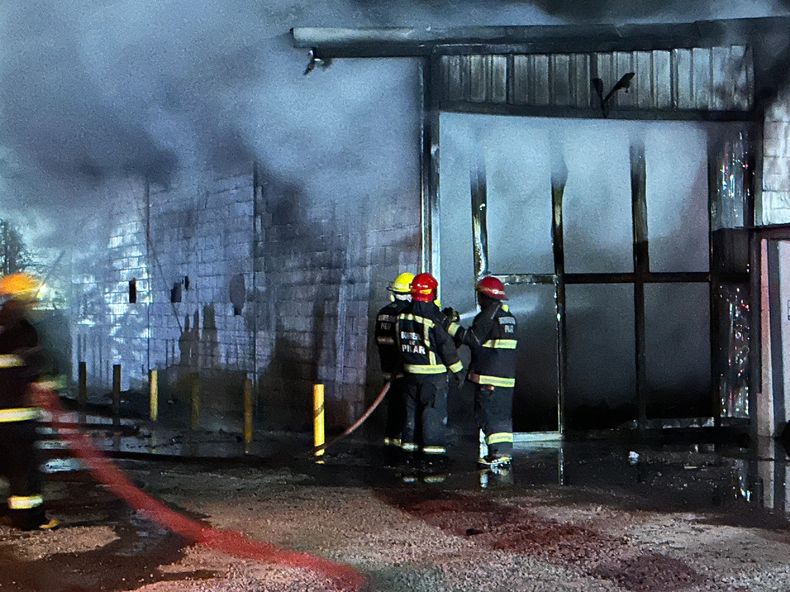 Trabajaron dotaciones de bomberos de Presidente Derqui, Del Viso y Pilar.