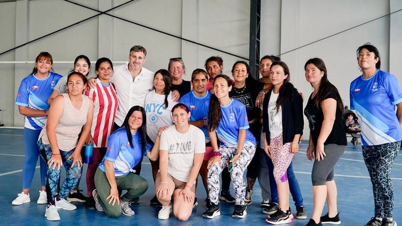 Federico Achával visitó el Centro Comunitario Papa Francisco, de Presidente Derqui.