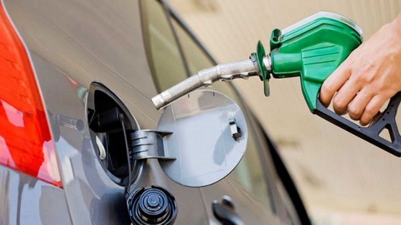 PELEA. Las petroleras anunciaron que podrían ir a la Justicia contra la medida..