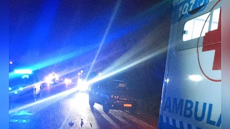 RUTA 25. El accidente ocurrió esta noche en el kilómetro 7, a Moreno. @juancaimpacto. .