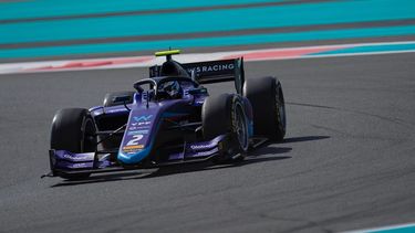 Franco Colapinto culminará este viernes los ensayos de la Fórmula 2 en Abu Dabi.