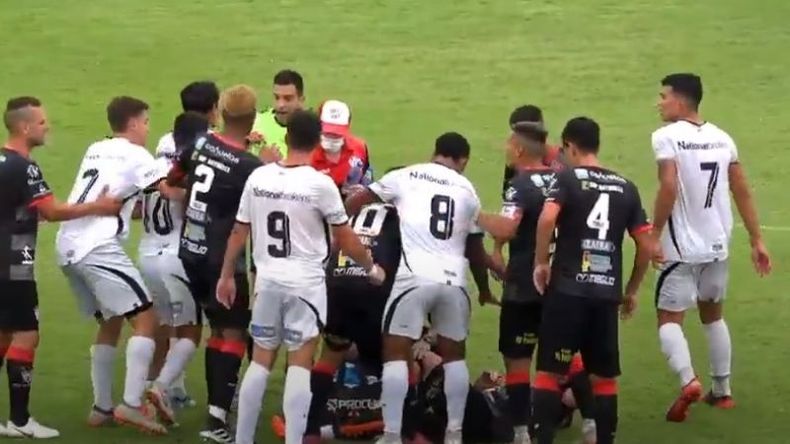 Tumulto tras la expulsión de Chambi..