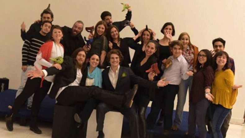 EQUIPO. Un total de 16 personas forman parte de la nueva ópera..