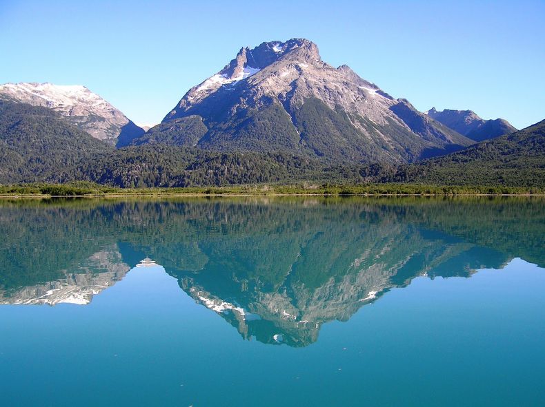 ¿Dónde están los 5 lagos más profundos de la Argentina? (blogspot.com)..jpg
